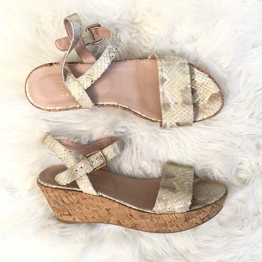 Stuart Weitzman Wedge Sandal Metallic Reptile 10